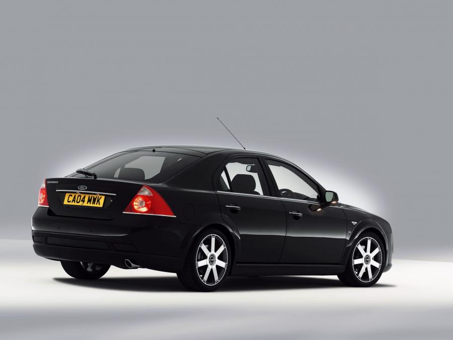  Ford Mondeo Titanium 2004 года  (фото 35 из 38)